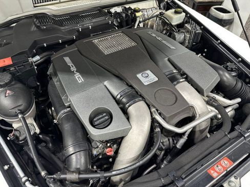 Used 2017 Mercedes-Benz G 63 AMG 4MATIC image 9