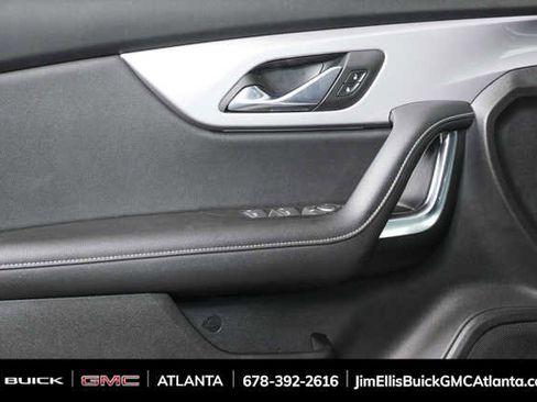 Used 2025 Chevrolet Blazer LT image 6