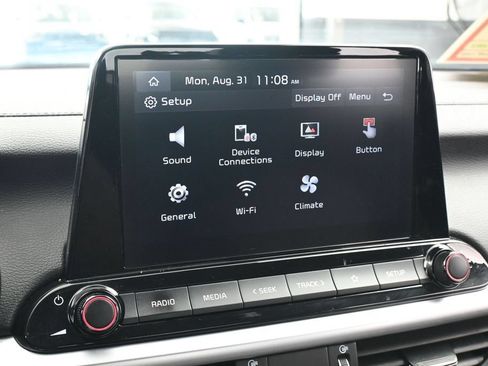 Used 2023 Kia Forte LXS w/ LXS Technology Package FWD image 18