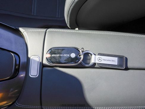 Used 2022 Mercedes-Benz SL 63 AMG 4MATIC image 45