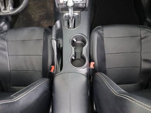 Used 2016 Ford Mustang Premium image 24