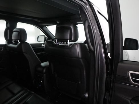 Used 2021 Jeep Grand Cherokee Limited w/ Luxury Group II AWD/4WD image 39