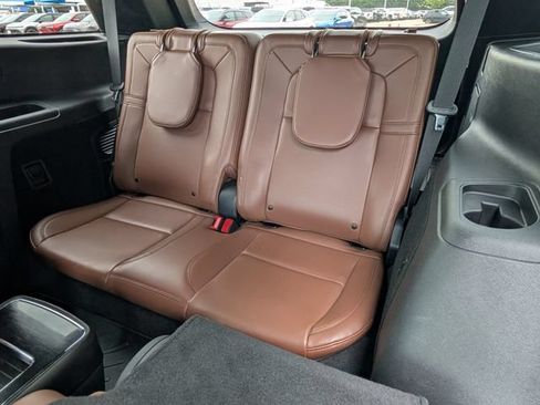 Used 2023 Lincoln Aviator Reserve w/ Equipment Group 201A AWD/4WD image 25