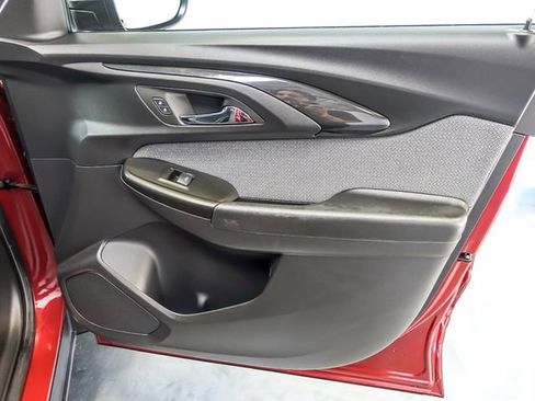 Used 2023 Chevrolet TrailBlazer LT w/ Convenience Package image 29