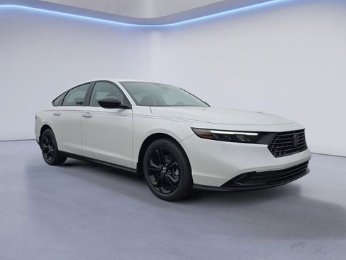 New 2025 Honda Accord SE image 8