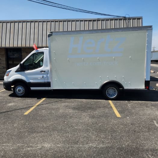 Used 2022 Ford Transit 350 DRW RWD image 2