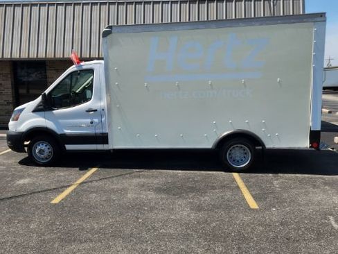 Used 2022 Ford Transit 350 DRW RWD image 2