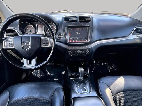 Used 2020 Dodge Journey Crossroad FWD image 15