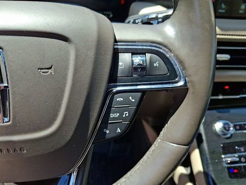 Used 2021 Lincoln Nautilus Reserve AWD/4WD image 23