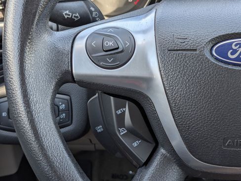 Used 2015 Ford Escape SE FWD image 20