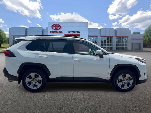 Certified 2023 Toyota RAV4 XLE w/ Convenience Package AWD/4WD image 3