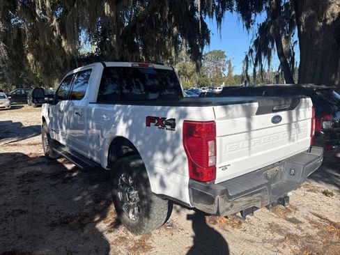 Used 2022 Ford F250 Lariat w/ Chrome Package image 5