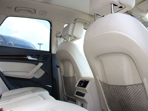 Used 2020 Audi Q5 2.0T Premium image 17