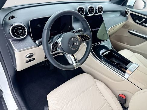 Certified 2026 Mercedes-Benz GLC 300 image 9