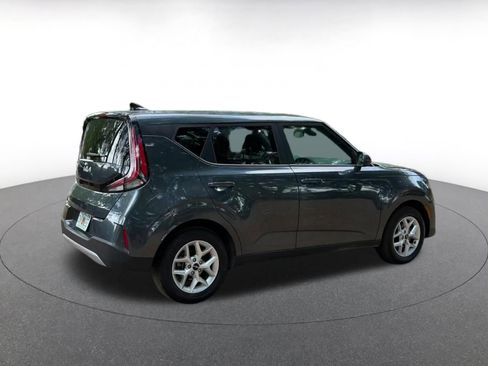 Used 2025 Kia Soul LX w/ LX Technology Package image 15
