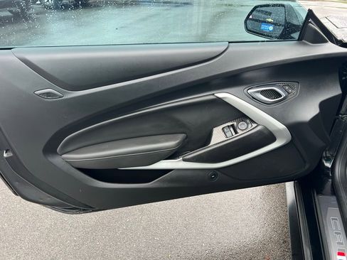 Used 2019 Chevrolet Camaro SS image 15