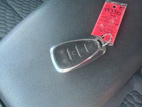 Used 2020 Chevrolet Equinox LT FWD image 50
