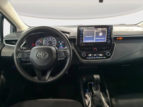 Used 2020 Toyota Corolla LE FWD image 14