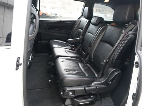 Used 2023 Honda Odyssey Sport image 36