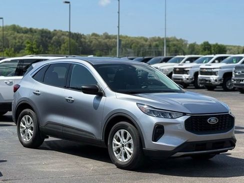 Used 2024 Ford Escape Active w/ Tech Pack #1 AWD/4WD image 34