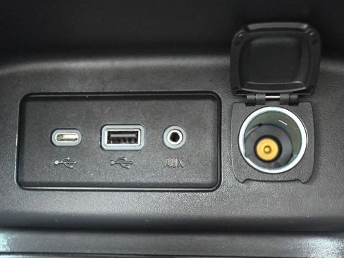 Used 2024 Chevrolet Equinox LT w/ LPO, Floor Liner Package FWD image 14
