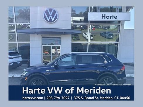 Certified 2023 Volkswagen Tiguan SE w/ Panoramic Sunroof Package AWD/4WD image 1