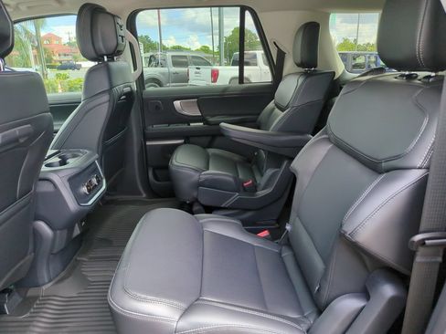 New 2027 Ford Expedition Max Platinum w/ Driver's Package AWD/4WD image 19
