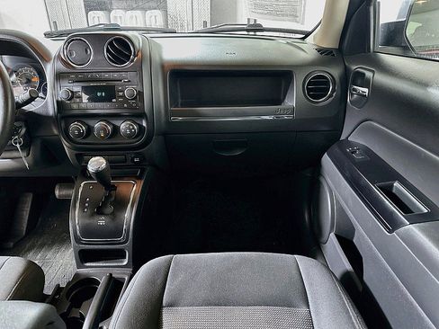 Used 2014 Jeep Patriot Sport w/ Power Value Group FWD image 20