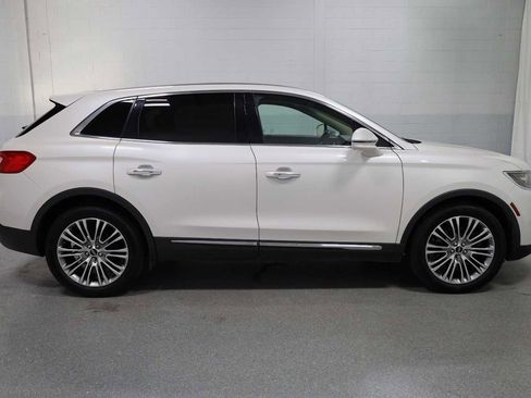 Used 2016 Lincoln MKX Reserve w/ Climate Package image 9