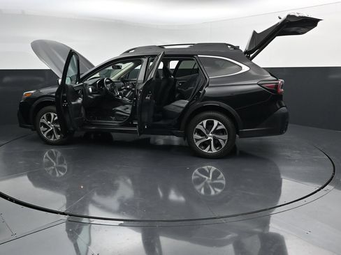 Used 2020 Subaru Outback Limited AWD/4WD image 28