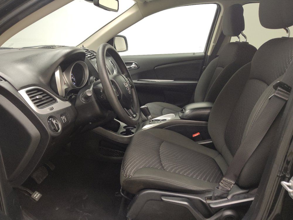 Used 2019 Dodge Journey SE FWD image 17