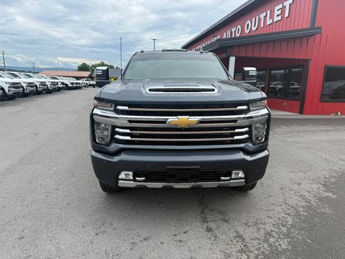 Used 2020 Chevrolet Silverado 3500 High Country w/ Z71 Off-Road Package AWD/4WD image 6