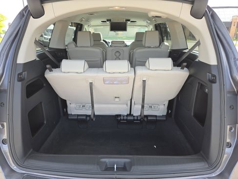 New 2026 Honda Odyssey Touring image 23