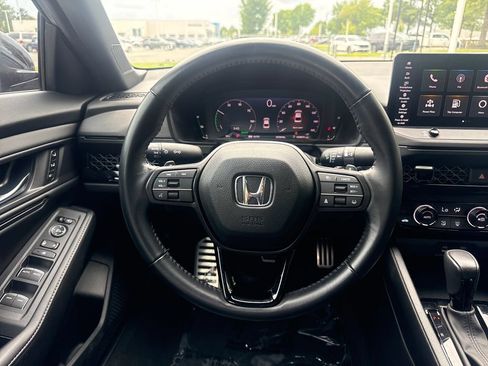 Used 2024 Honda Accord Sport image 19