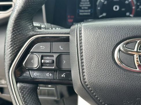 Used 2023 Toyota Tundra Limited image 13