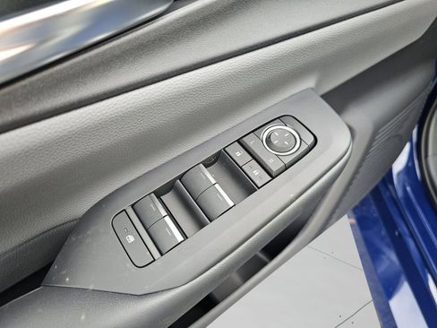 New 2026 Toyota Prius XLE image 28