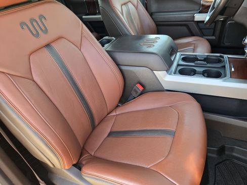 Used 2022 Ford F250 King Ranch w/ King Ranch Ultimate Package AWD/4WD image 10