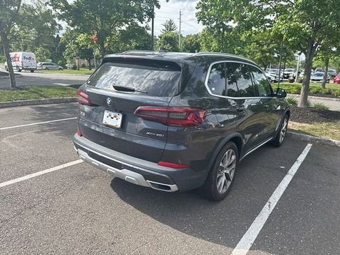 Used 2021 BMW X5 xDrive40i w/ Convenience Package AWD/4WD image 6