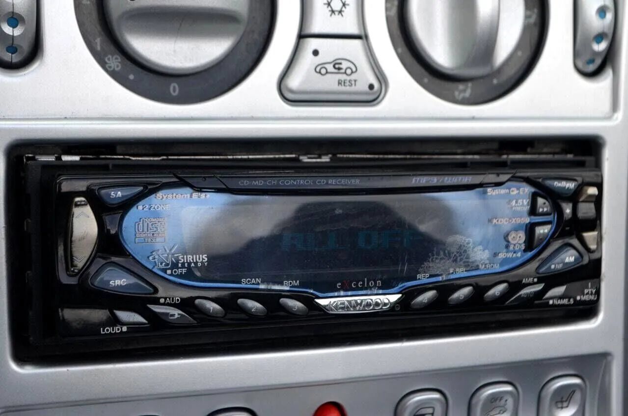 Used 2005 Chrysler Crossfire Limited RWD image 30