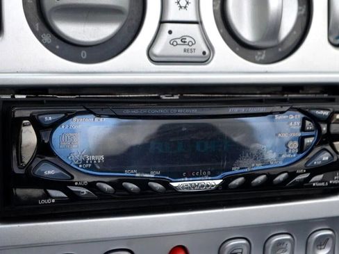 Used 2005 Chrysler Crossfire Limited RWD image 30