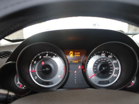 Used 2011 Acura MDX w/ Technology Package AWD/4WD image 16