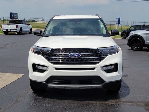 Certified 2023 Ford Explorer XLT w/ Equipment Group 202A AWD/4WD image 2