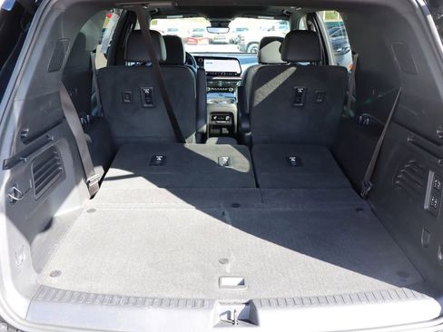 Used 2024 Chevrolet Traverse RS w/ LPO, Floor Liner Package image 44