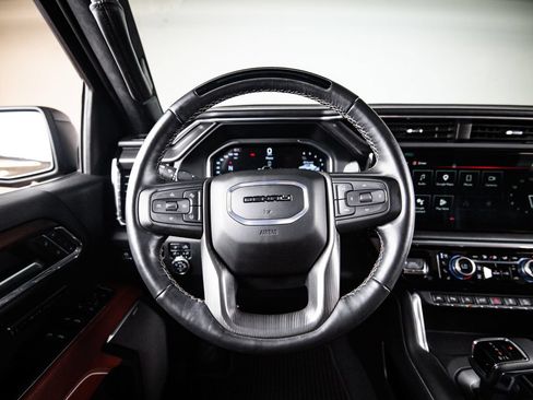Used 2024 GMC Sierra 1500 Denali Ultimate AWD/4WD image 26
