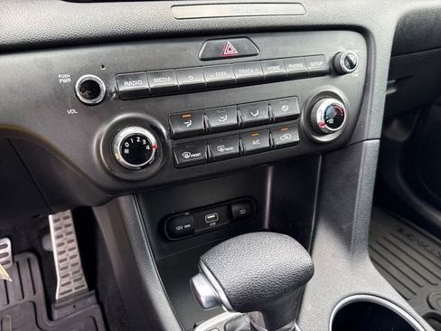 Used 2021 Kia Sportage S FWD image 20