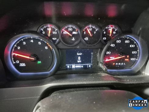 Used 2021 Chevrolet Silverado 2500 Custom w/ Custom Value Package image 12