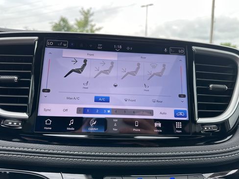 New 2026 Chrysler Pacifica Select image 65