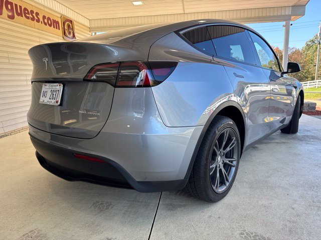 Used 2025 Tesla Model Y Long Range AWD/4WD image 6