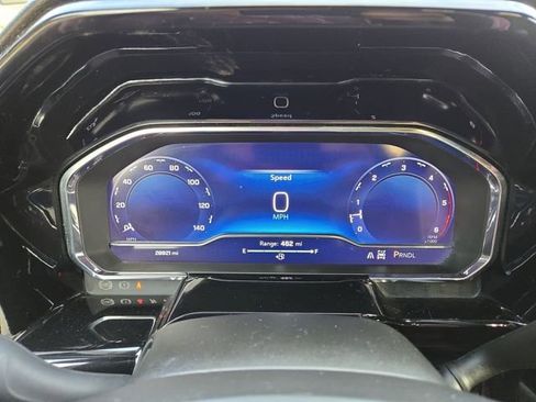 Used 2025 Chevrolet Silverado 3500 LT w/ Convenience Package image 17