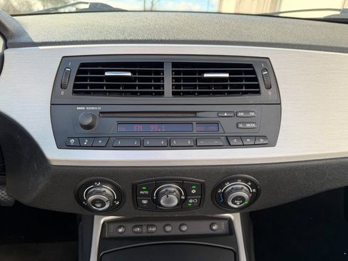 Used 2007 BMW M Roadster image 17